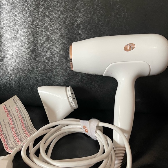 T3 Featherweight blow dryer - Picture 4 of 6